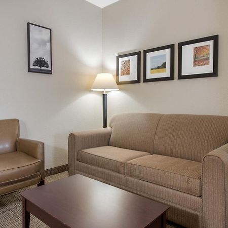 Comfort Suites Lafayette University Area Ngoại thất bức ảnh