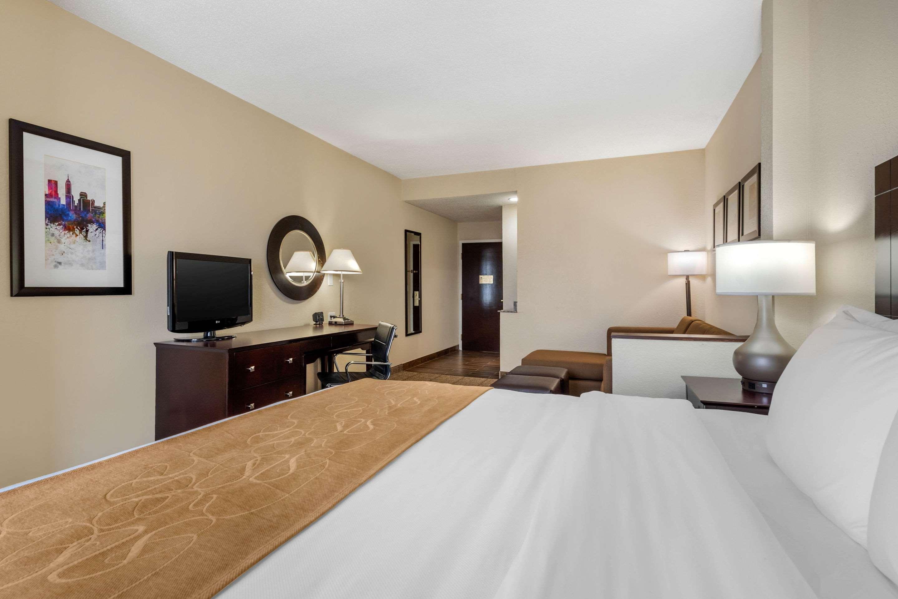 Comfort Suites Lafayette University Area Ngoại thất bức ảnh