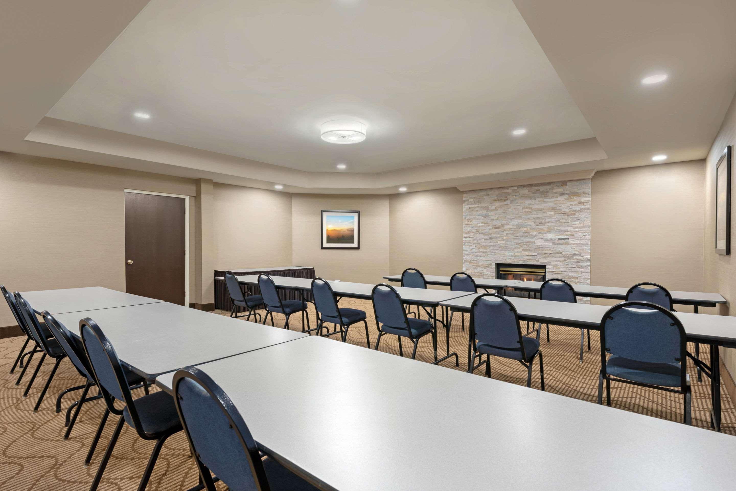 Comfort Suites Lafayette University Area Ngoại thất bức ảnh