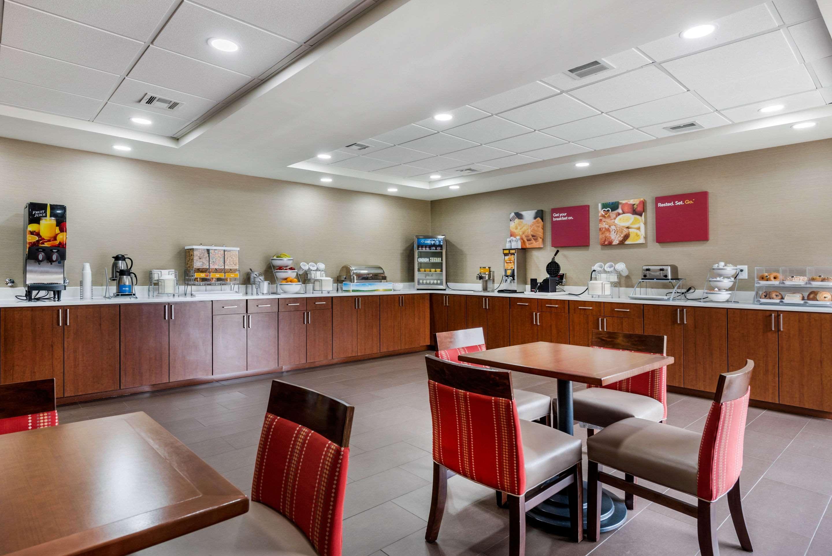 Comfort Suites Lafayette University Area Ngoại thất bức ảnh