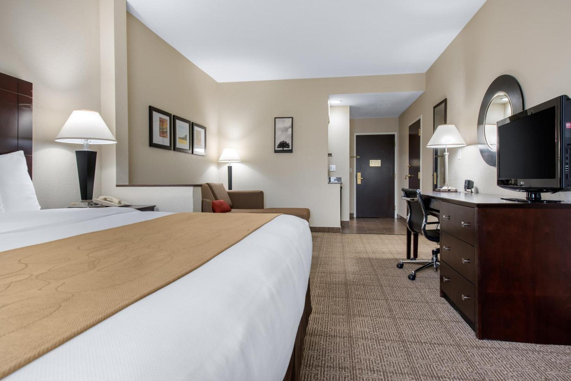 Comfort Suites Lafayette University Area Ngoại thất bức ảnh