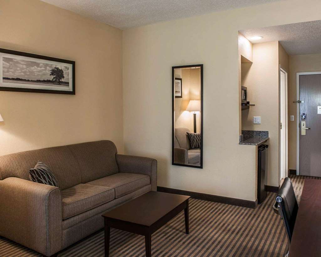 Comfort Suites Lafayette University Area Phòng bức ảnh